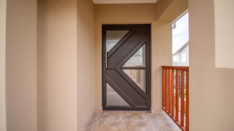 3 Bedroom Property for Sale in Fraaiuitsig Western Cape